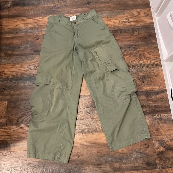 BDG Cargo/Carpenter “Rae” Pants - Picture 2 of 5